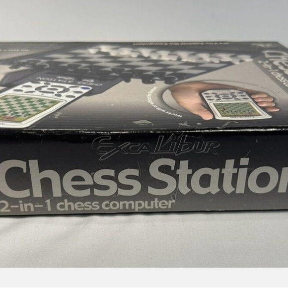 Excalibur electronic Chess Station 2 in 1 Chess Computer Game - Picture 2 of 7